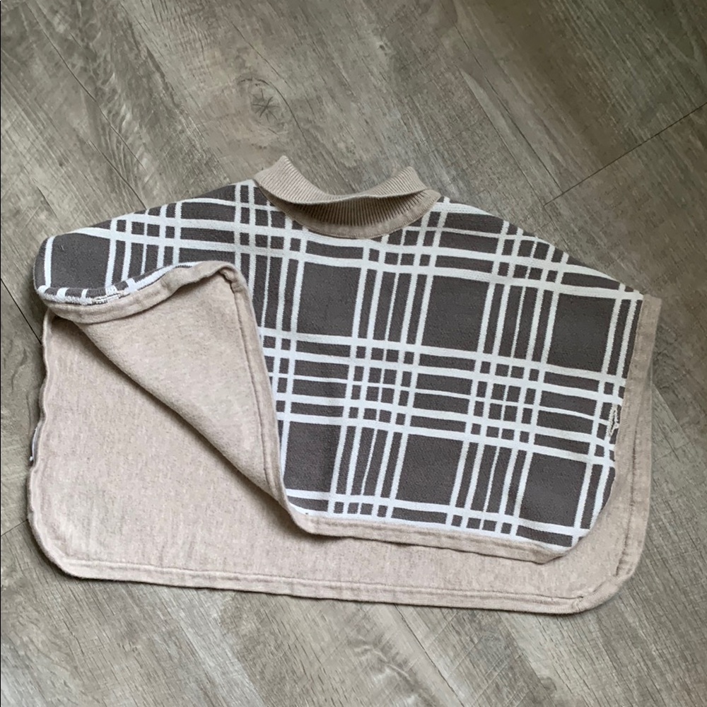 Hope and Henry Plaid and Beige Poncho